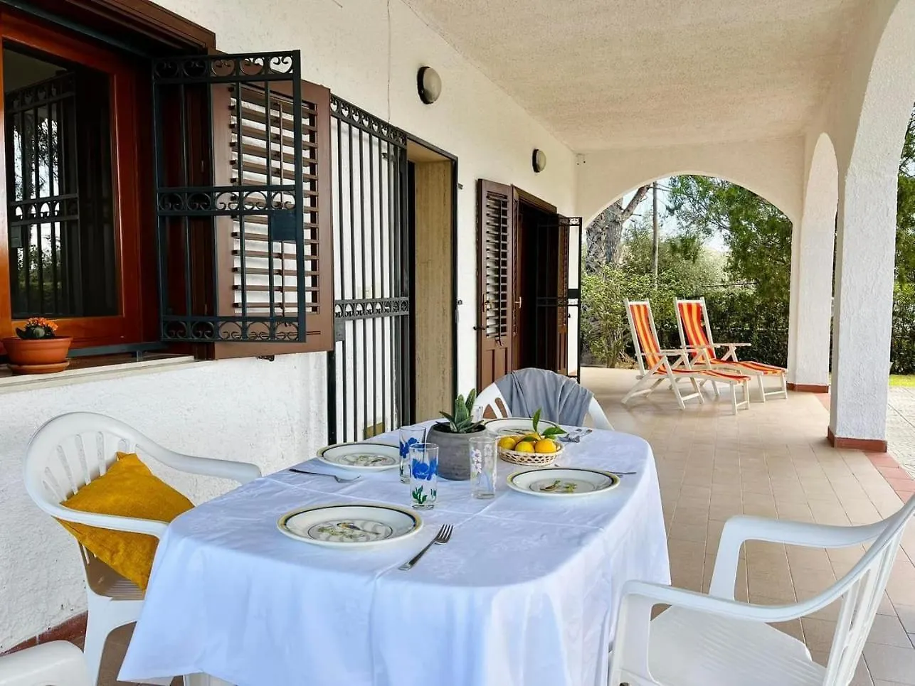 Villa La Pineta Arenella  Italy